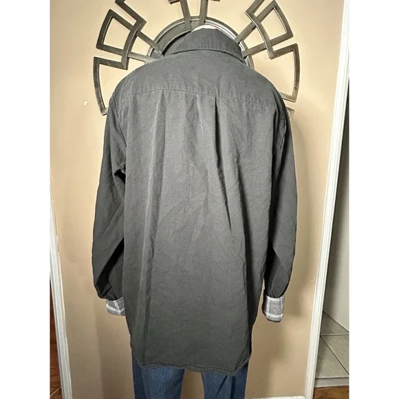 Santa Cruz Skateboard Longsleeve Button Up Shirt Screaming Hand‎ Utility Black - Picture 4 of 16